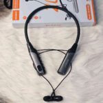 Recrsi RE-NY060 200 Hours Bluetooth Neckband - Image 3